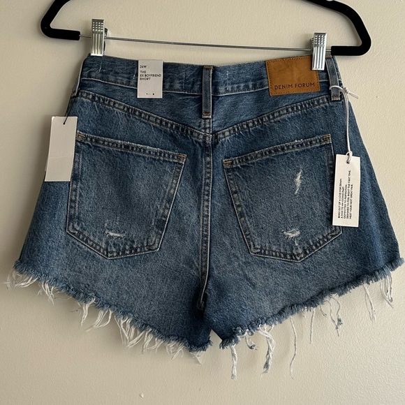NWT! DENIM FORUM THE EX BOYFRIEND SHORT - Picture 6 of 6